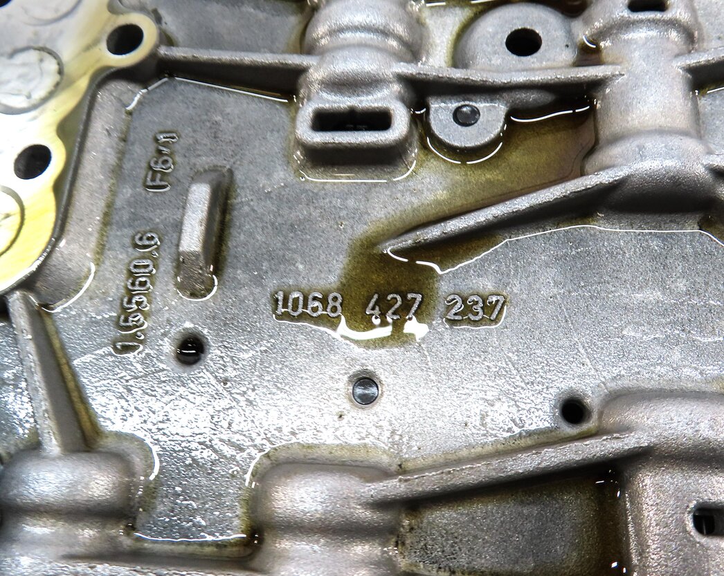 Thumbnail 4: 11-15 BMW 335i X1 (E84) 3.0L N55 AWD 6 SPEED 6HP19 AUTO TRANSMISSION VALVE BODY