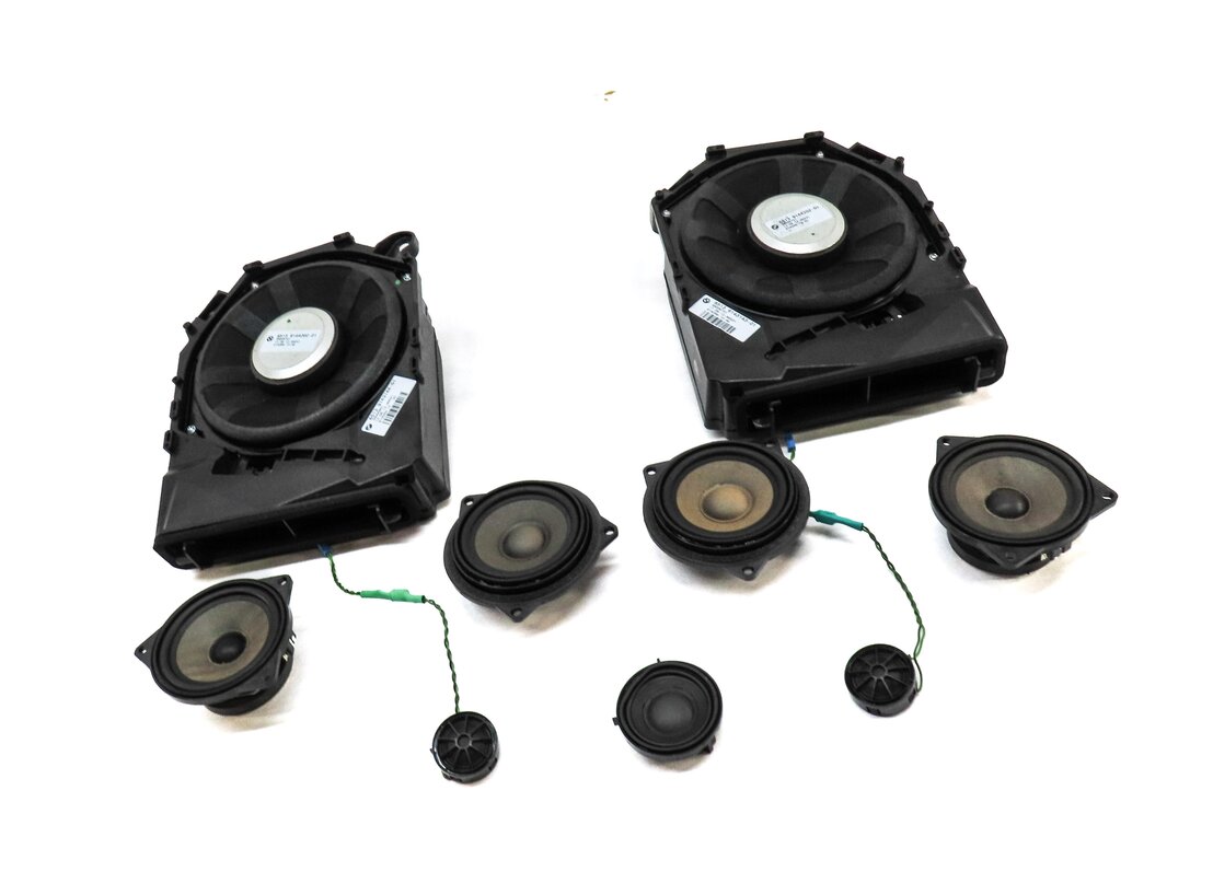 Thumbnail 3: 2013 BMW X1 (E84) RADIO STEREO SUB SUBWOOFER TWEETER SPEAKER SET
