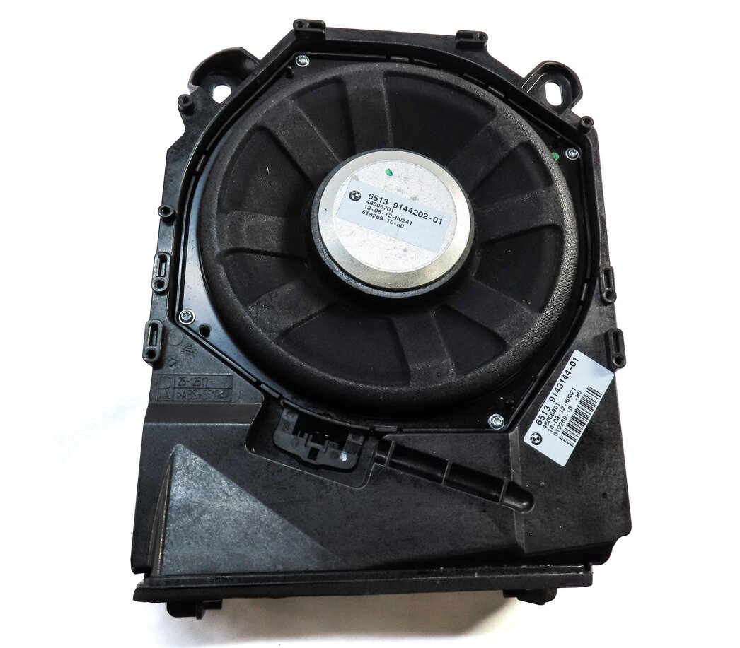 Thumbnail 5: 2013 BMW X1 (E84) RADIO STEREO SUB SUBWOOFER TWEETER SPEAKER SET