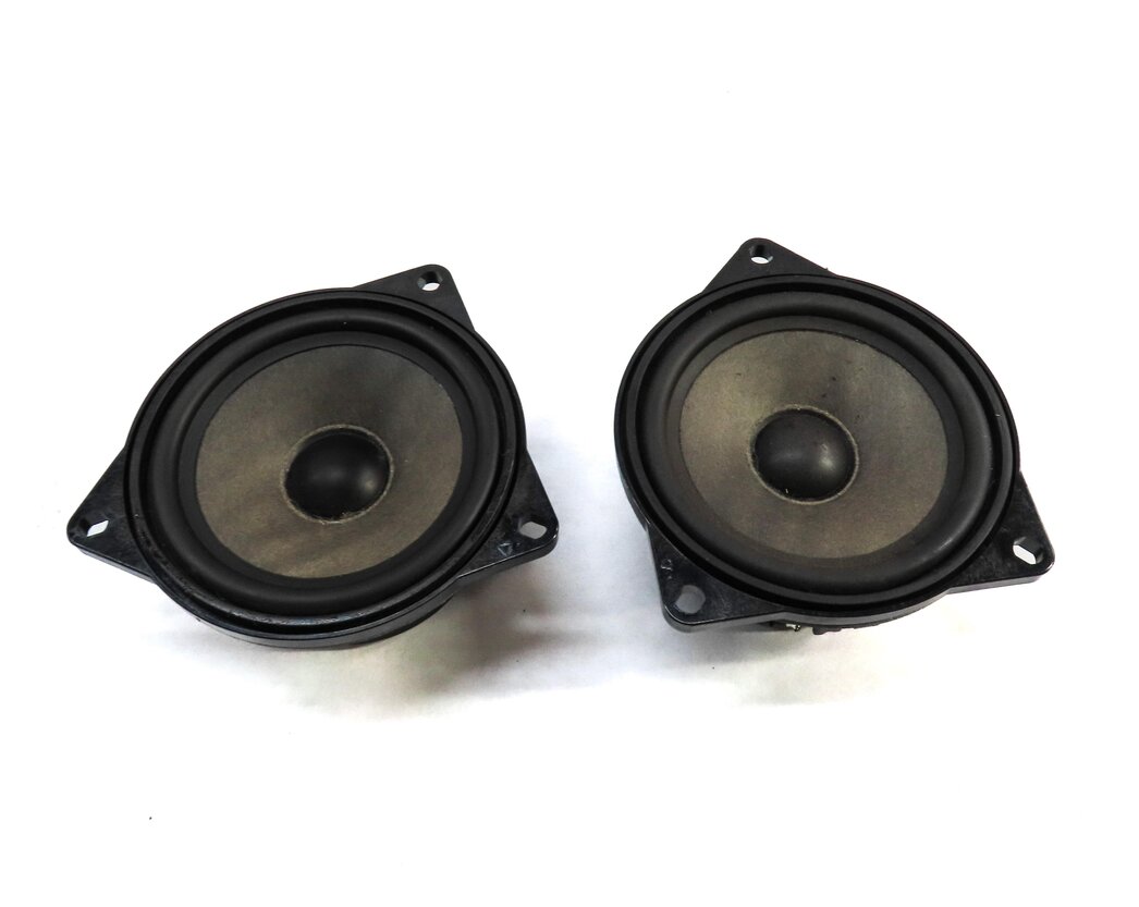 Thumbnail 6: 2013 BMW X1 (E84) RADIO STEREO SUB SUBWOOFER TWEETER SPEAKER SET