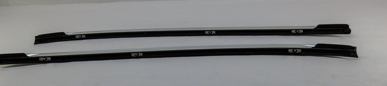 Thumbnail 3: 2013 BMW X1 (E84) LEFT & RIGHT ROOF RACK SET-2