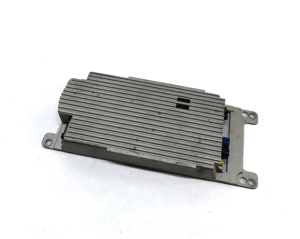 Thumbnail 1: 2013 BMW X1 (E84) BLUETOOH TELEMATICS COMMUNICATION COMBOX CONTROL MODULE
