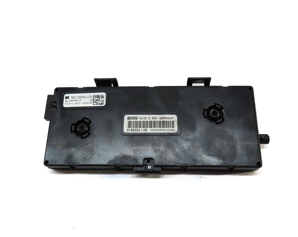Thumbnail 2: 2013 BMW X1 (E84) RADIO STEREO DIVERSITY ANTENNA CONTROL MODULE