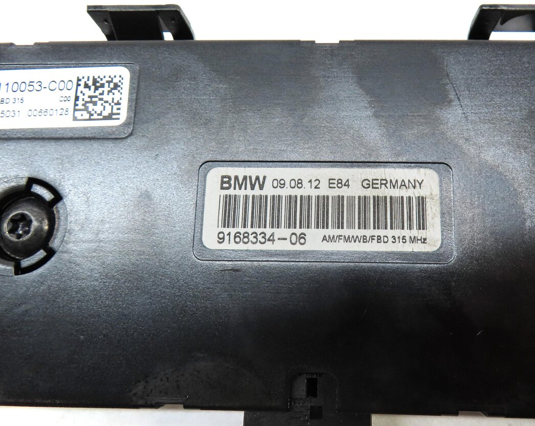Thumbnail 3: 2013 BMW X1 (E84) RADIO STEREO DIVERSITY ANTENNA CONTROL MODULE