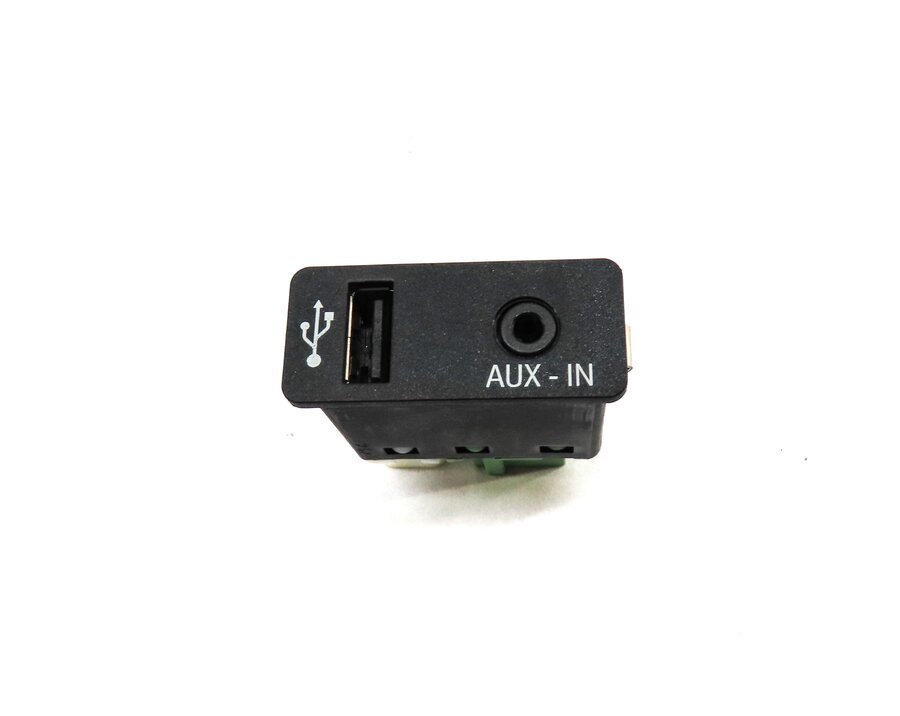 Thumbnail 2: 2013 BMW X1 (E84) RADIO STEREO AUX AUXILIARY AUDIO IN INPUT JACK w/ USB