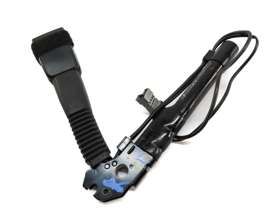 Thumbnail 4: 08-16 BMW 1 3 M3 X1 Z4 (E84 E87 E89 E90) FRONT LEFT DRIVER SEATBELT RECEIVER