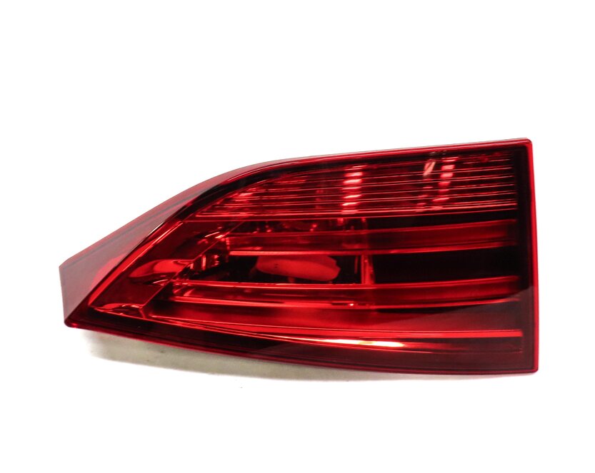 Thumbnail 4: 2012-2015 BMW X1 (E84) LEFT DRIVER REAR TRUNK INNER TAILLIGHT LIGHT LAMP
