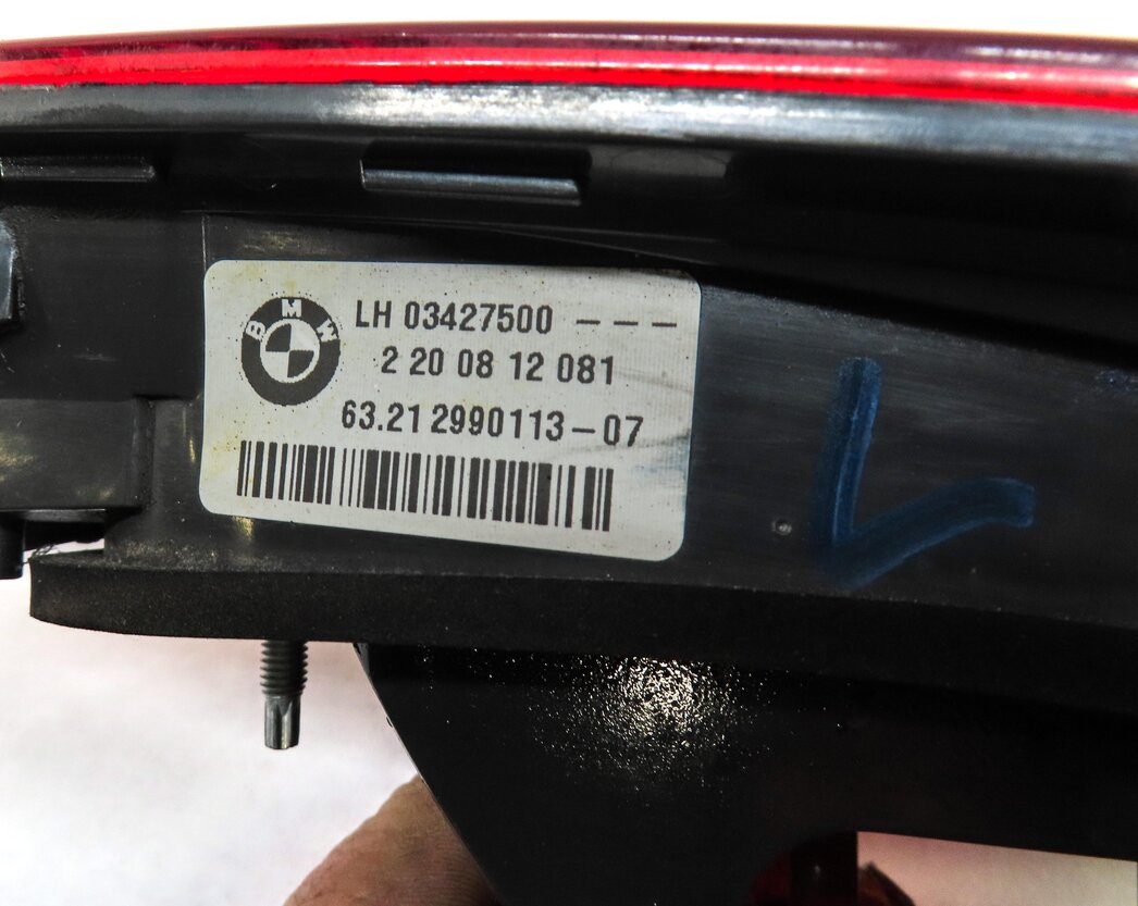 Thumbnail 7: 2012-2015 BMW X1 (E84) LEFT DRIVER REAR TRUNK INNER TAILLIGHT LIGHT LAMP