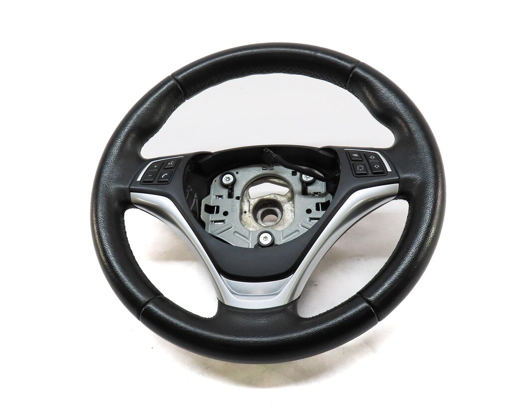 Thumbnail 2: 06-15 BMW 1 3 X1 SERIES (E84 E87 E90) 3 SPOKE SPORT STEERING WHEEL w/ SWITCHES