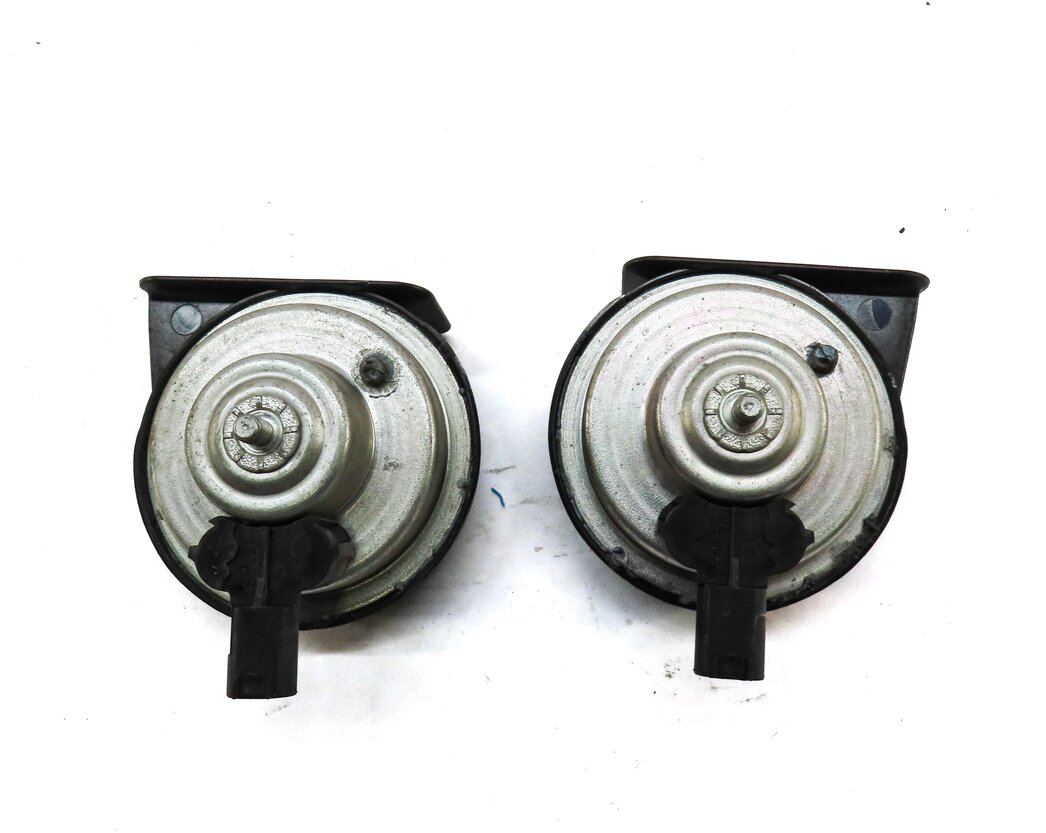 Thumbnail 3: 06-15 BMW 3-SERIES X1 (E84 E90 E91 E92 E93) HIGH & LOW TONE SAFETY HORN SET-2