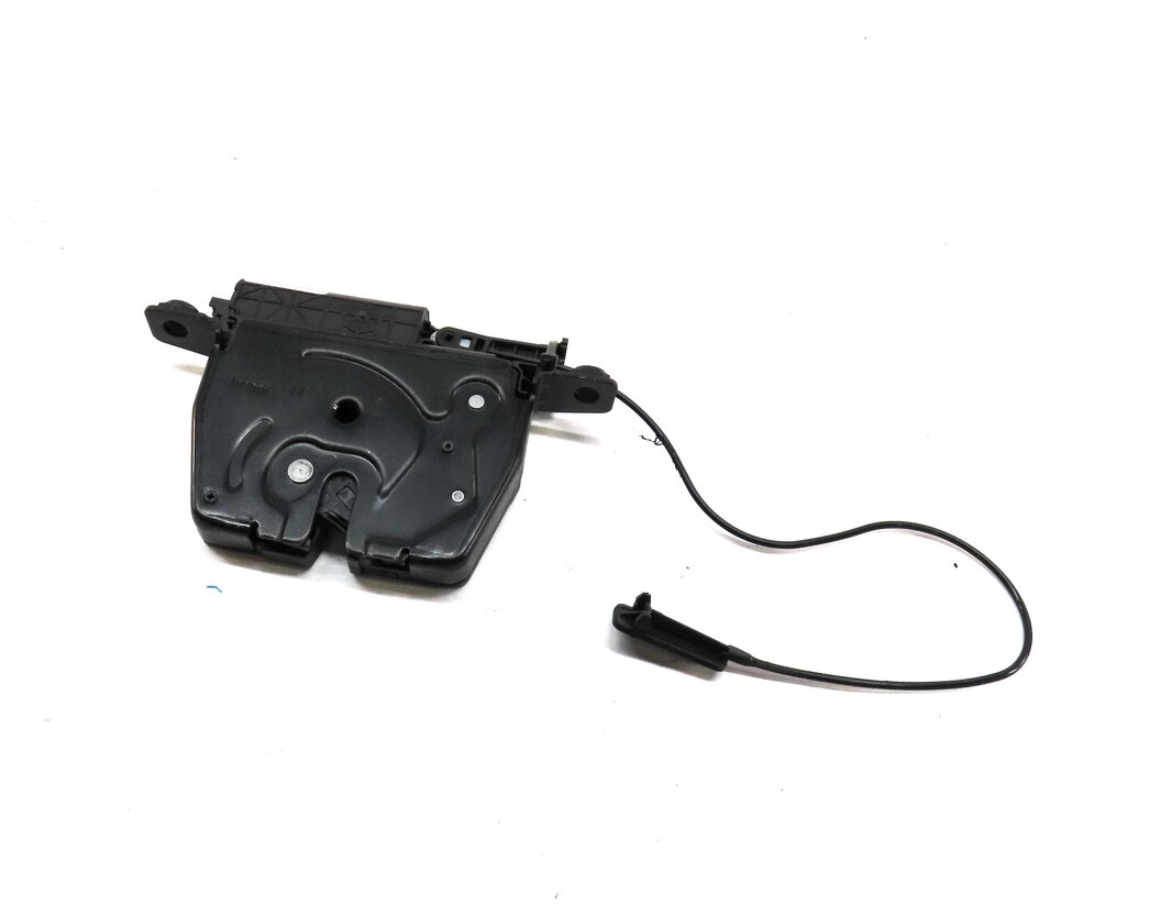Thumbnail 1: 2013 BMW X1 (E84) REAR TRUNK LOCK LATCH ACTUATOR
