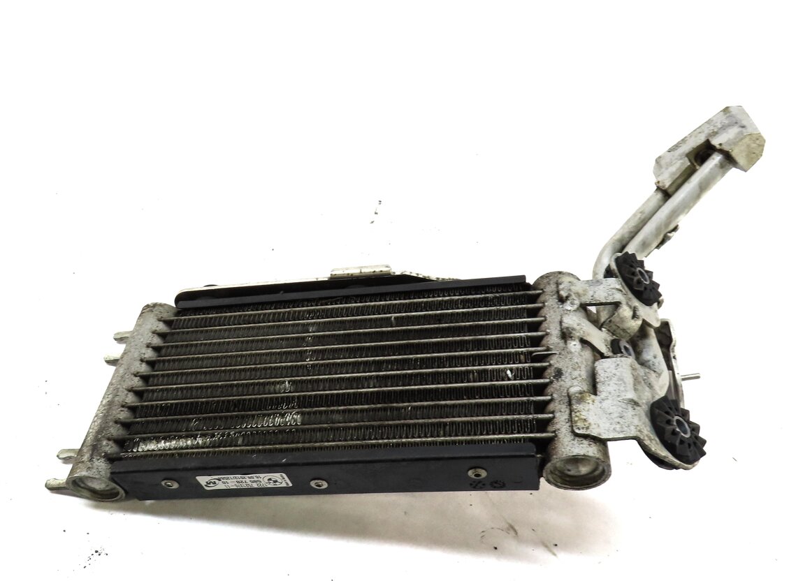Thumbnail 5: 2007-2015 BMW M3 X1 328i 335i (E84 E90) TURBO ENGINE OIL COOLER RADIATOR