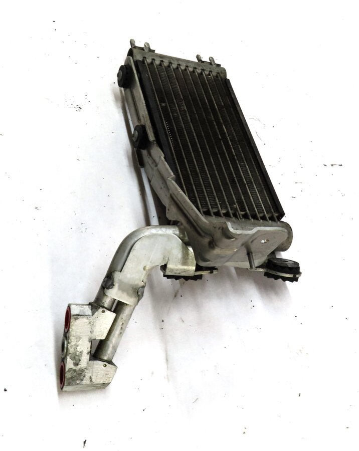 Thumbnail 6: 2007-2015 BMW M3 X1 328i 335i (E84 E90) TURBO ENGINE OIL COOLER RADIATOR
