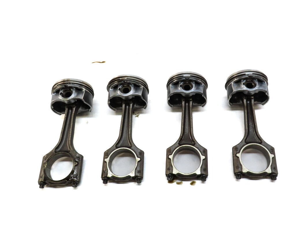 Thumbnail 4: 2015-2018 AUDI Q3 (8U) 2.0L CCTA TURBO ENGINE PISTON w/ CONNECTING ROD SET-4