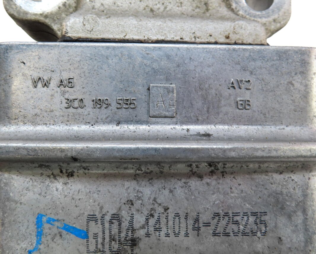 Thumbnail 6: 2015 AUDI Q3 (8U) AWD 2.0L CCTA ENGINE LEFT TRANSMISSION MOUNT BRACKET