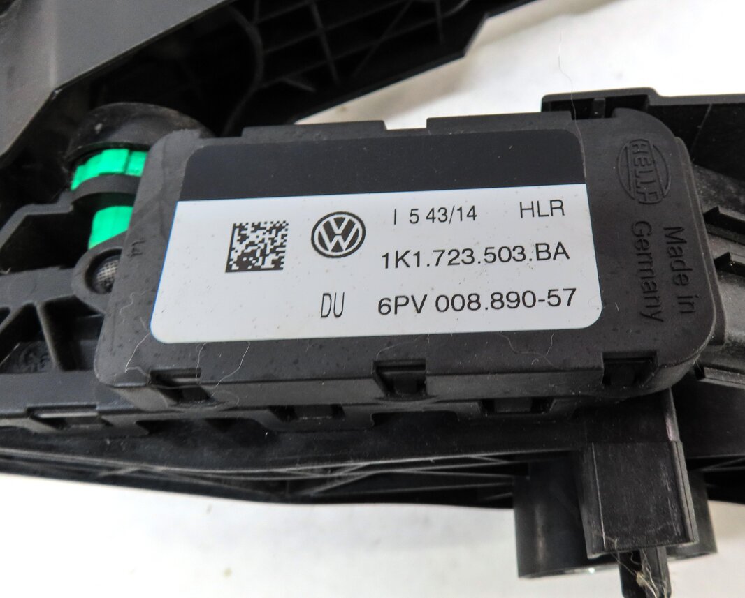 Thumbnail 6: 2015 AUDI Q3 (8U) GAS PEDAL FUEL THROTTLE ACCELERATOR PEDAL FOOT PEDAL