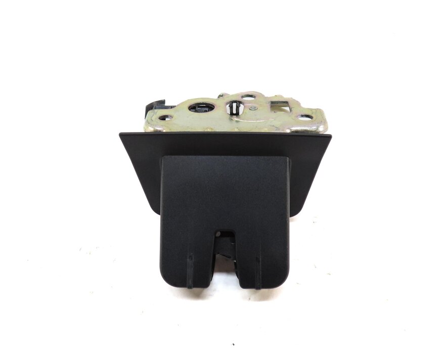 Thumbnail 2: 2015 AUDI Q3 (8U) REAR TRUNK LOCK LATCH ACTUATOR