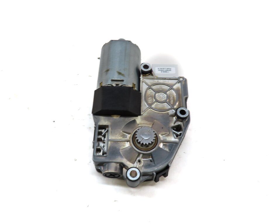 Thumbnail 3: 2015-2018 AUDI Q3 (8U) SUNROOF SUN ROOF WINDOW MOTOR
