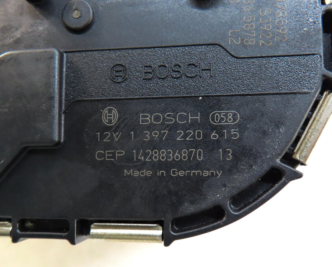Thumbnail 5: 2015-2018 AUDI Q3 (8U) FRONT WINDSHIELD WIPER MOTOR