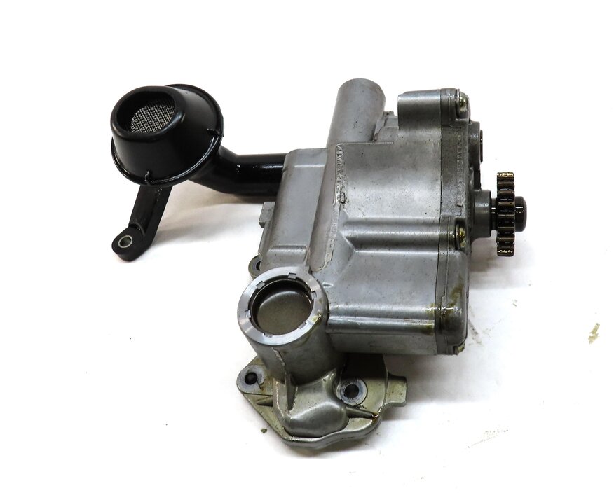 Thumbnail 4: 2015 AUDI Q3 (8U) 2.0L CCTA ENGINE OIL PUMP w/ PICKUP
