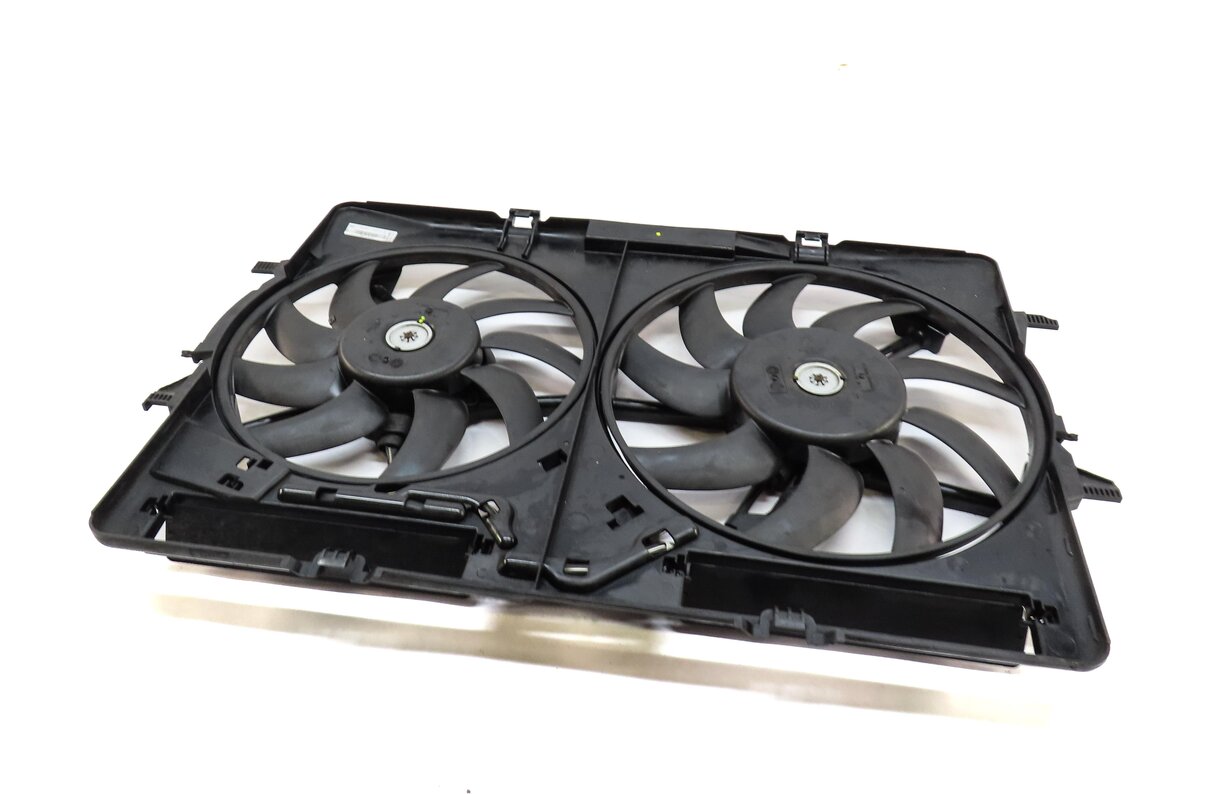 Thumbnail 1: 2016-2018 AUDI A6 Q3 (C7 8U) 2.0L TURBO ENGINE RADIATOR COOLING FAN ASSEMBLY