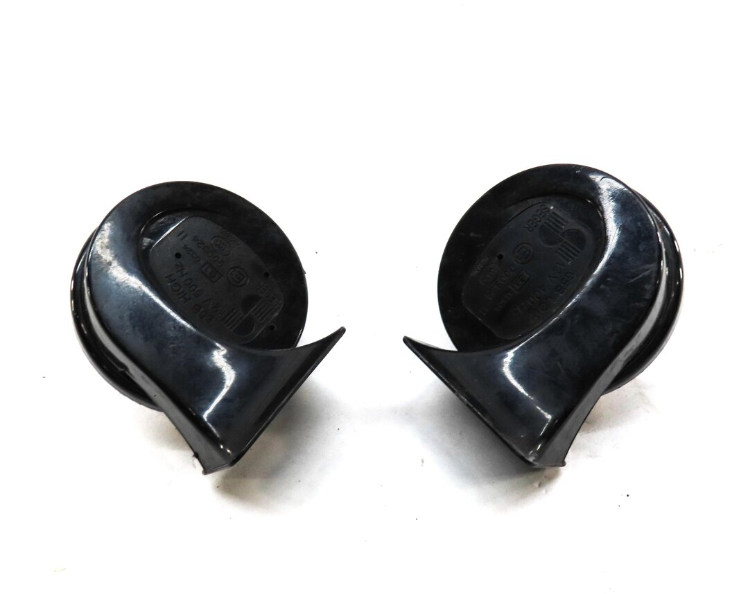 Thumbnail 2: 2015-2018 AUDI Q3 (8U) HIGH & LOW TONE SAFETY HORN SET-2