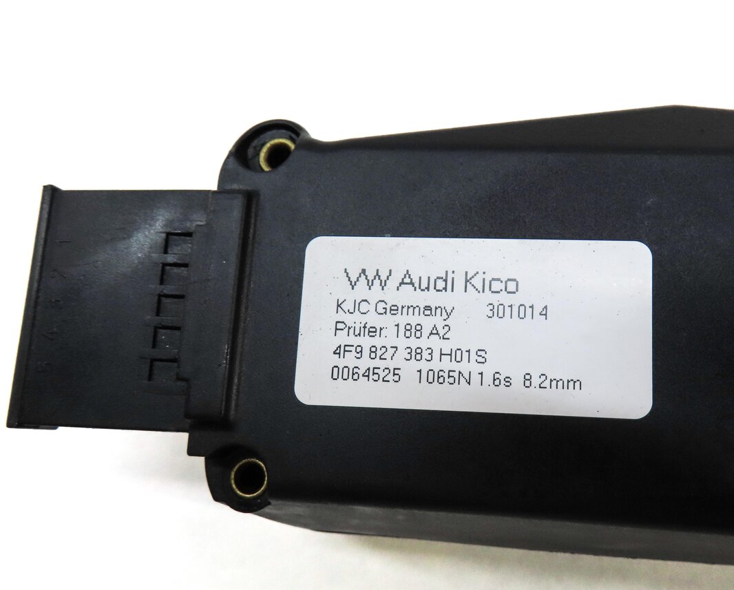 Thumbnail 5: 2015 AUDI Q3 (8U) REAR TRUNK LOCK LATCH ACTUATOR STRIKER PLATE