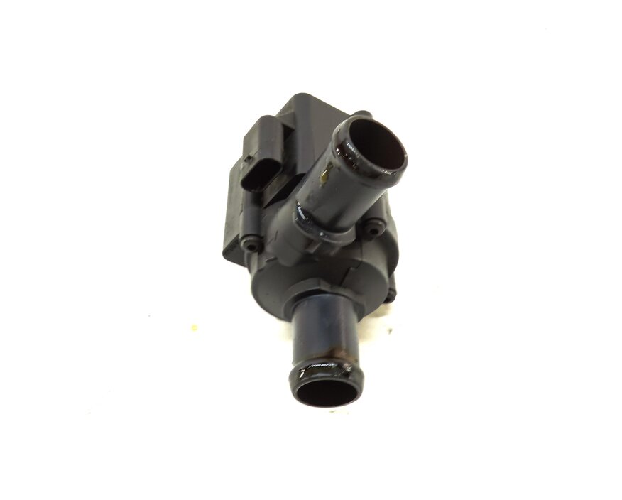 2015 AUDI Q3 (8U) AWD 2.0L CCTA ENGINE AUX AUXILIARY WATER COOLANT PUMP
