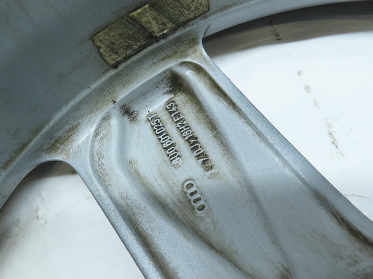 Thumbnail 6: 2015-2016 AUDI Q3 (8U) 18x7 5-SPOKE ALUMINUM ALLOY WHEEL RIM (MACHINE FINISH)