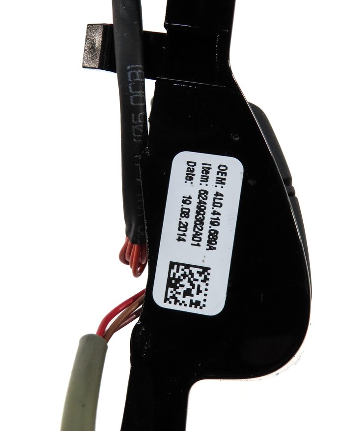 Thumbnail 7: 2015 AUDI Q3 (8U) LEFT & RIGHT STEERING WHEEL RADIO PHONE SWITCH BUTTON SET-2
