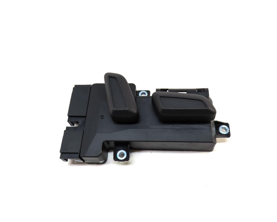 Thumbnail 3: 2015 AUDI Q3 (8U) FRONT RIGHT PASSENGER SEAT ADJUST ADJUSTMENT SWITCH BUTTON