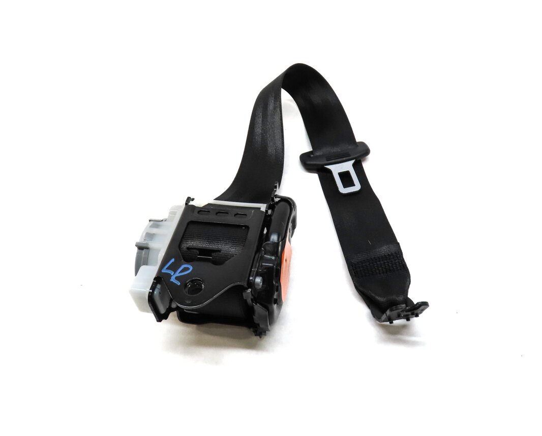 Thumbnail 3: 2015 AUDI Q3 (8U) REAR LEFT SEAT SEATBELT RETRACTOR (BLACK)