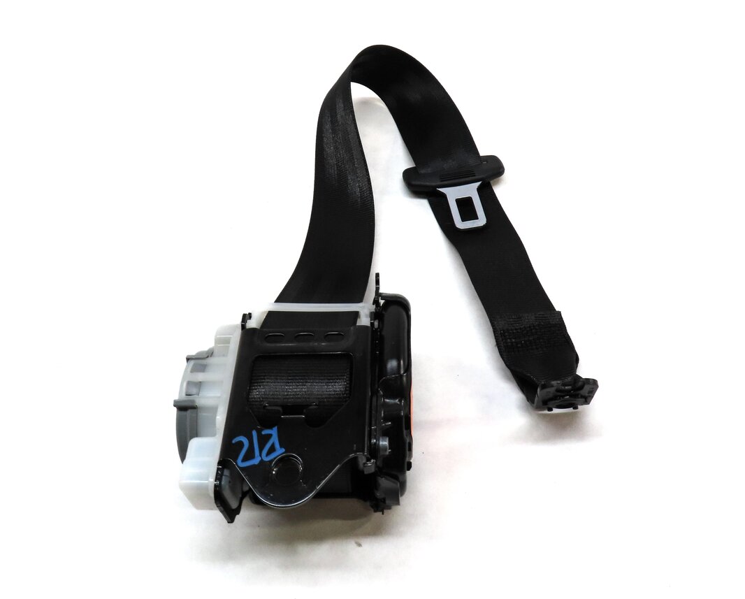 Thumbnail 3: 2015 AUDI Q3 (8U) REAR RIGHT SEAT SEATBELT RETRACTOR (BLACK)