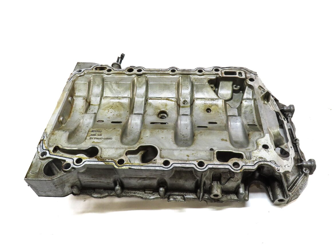 Thumbnail 2: 2009-2018 VW EOS TIGUAN AUDI Q3 (8U) 2.0L TURBO ENGINE UPPER OIL PAN CRADLE