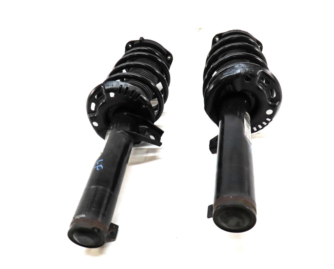 Thumbnail 2: 2015-2018 AUDI Q3 (8U) FRONT LEFT & RIGHT STANDARD SUSPENSION SHOCK STRUT SET-2