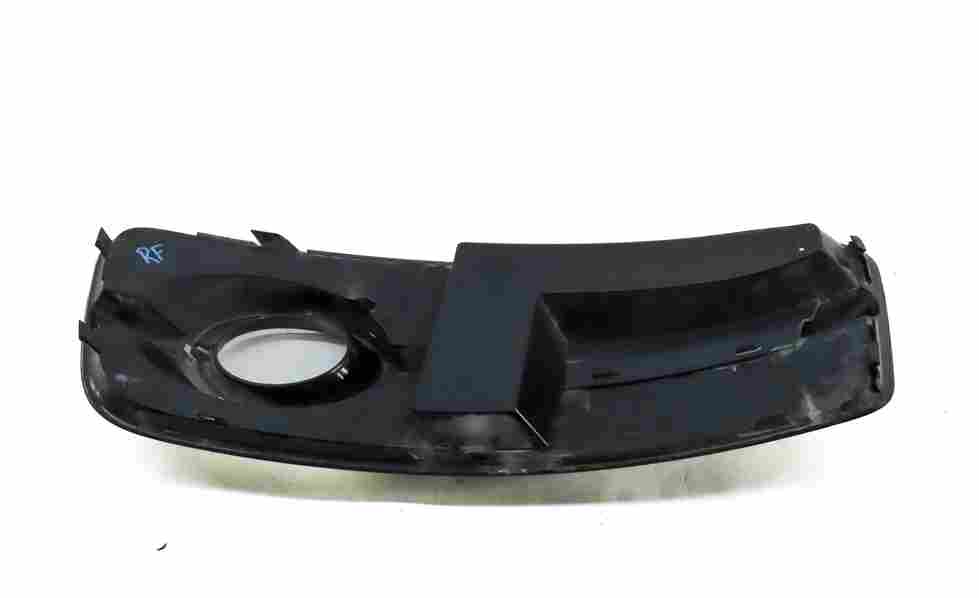 Thumbnail 4: 2015 AUDI Q3 (8U) FRONT RIGHT LOWER BUMPER FOGLIGHT FOG LIGHT GRILLE TRIM