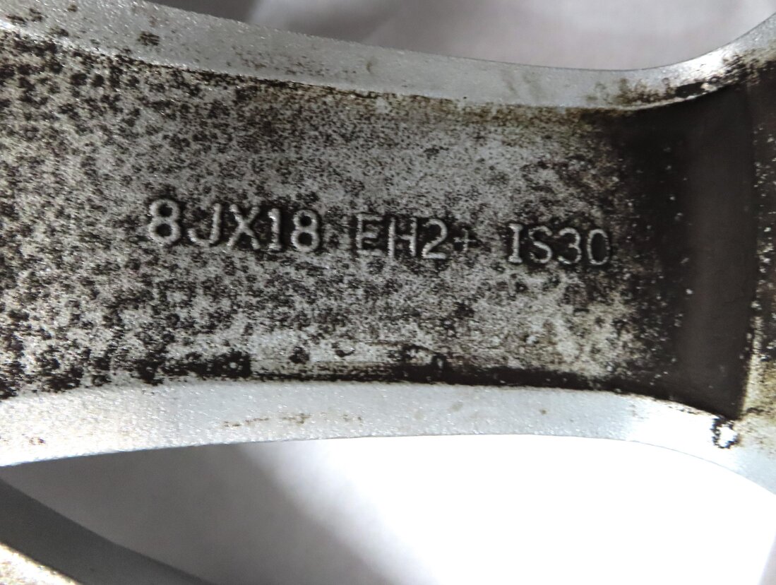 Thumbnail 5: 10-19 BMW 5 5GT 6 7 SERIES (F01 F06 F07 F10) 18x8 ALTERNATING 10 SPOKE WHEEL RIM