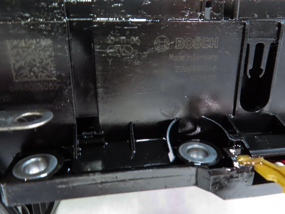 Thumbnail 6: 2010-2013 BMW 550i 550iGT (F07 F10) X-DRIVE AWD - 8HP70 TRANSMISSION VALVE BODY