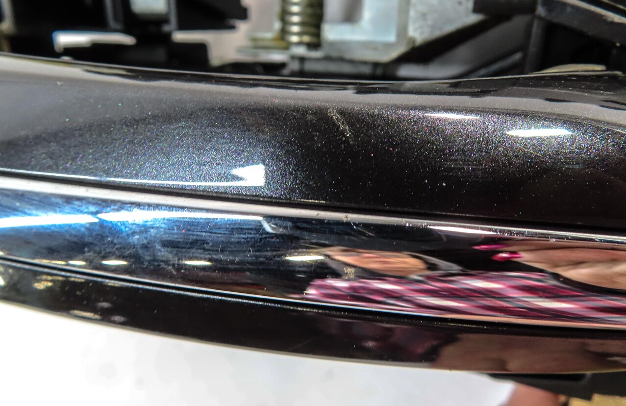 Thumbnail 5: 2010-2017 BMW 535iGT 550iGT (F07) LEFT FRONT COMFORT ACCESS DOOR HANDLE (GREY)
