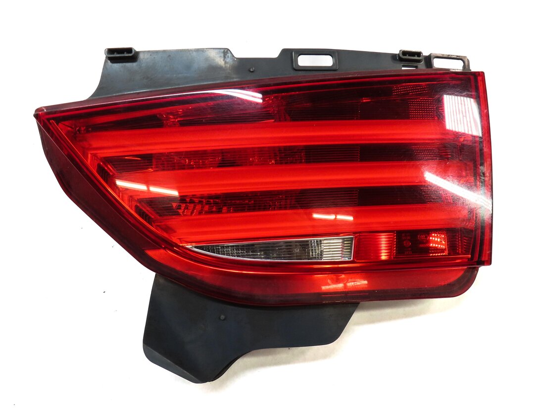 Thumbnail 3: 10-13 BMW 535iGT 550iGT F07 RIGHT PASSENGER TRUNK LID INNER TAILLIGHT LIGHT LAMP