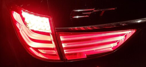 Thumbnail 2: 10-13 BMW 535iGT 550iGT (F07) LEFT DRIVER TRUNK LID INNER TAILLIGHT LIGHT LAMP
