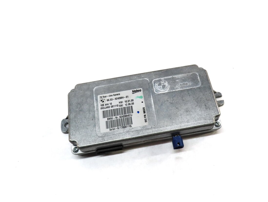 10-19 BMW 2 3 4 5 6 7 SERIES F01 F02 F10 F12 F22 F30 F32 REARVIEW CAMERA MODULE