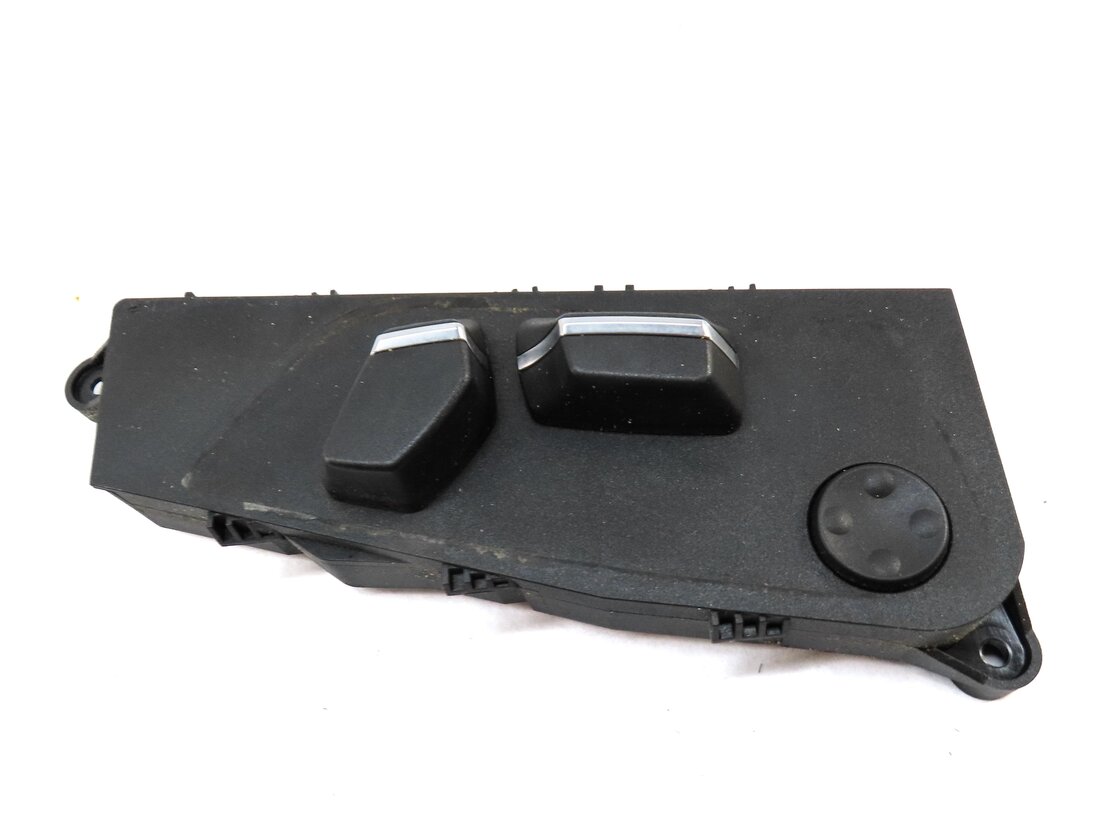 Thumbnail 3: 2012 BMW 550iGT (F07) FRONT LEFT DRIVER SEAT ADJUST SWITCH w/ LUMBAR (BLACK)