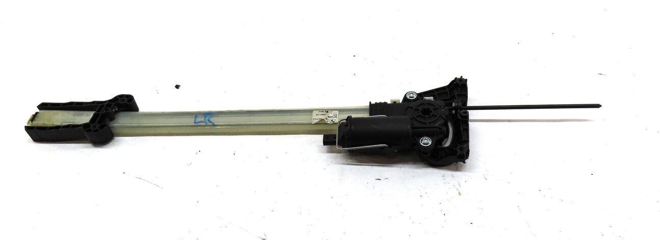 Thumbnail 2: 10-17 BMW 535iGT 550iGT (F07) REAR LEFT DOOR PRIMARY WINDOW SHADE MOTOR ASSEMBLY