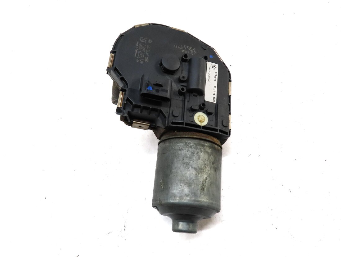 Thumbnail 2: 2010-2017 BMW 535iGT 550iGT (F07) FRONT WINDSHIELD WIPER MOTOR