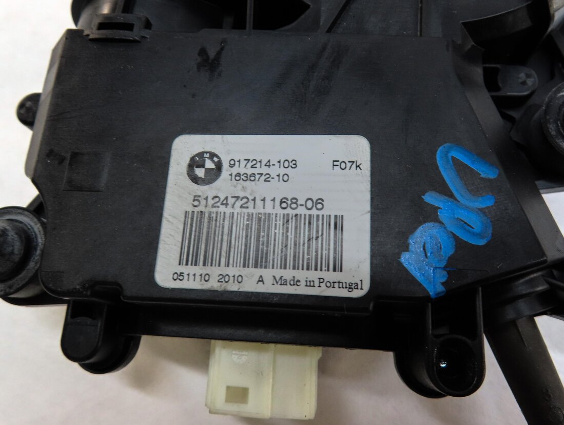 Thumbnail 6: 2012 BMW 550iGT (F07) REAR UPPER HATCH TRUNK LATCH w/ SOFT CLOSE ACTUATOR MOTOR