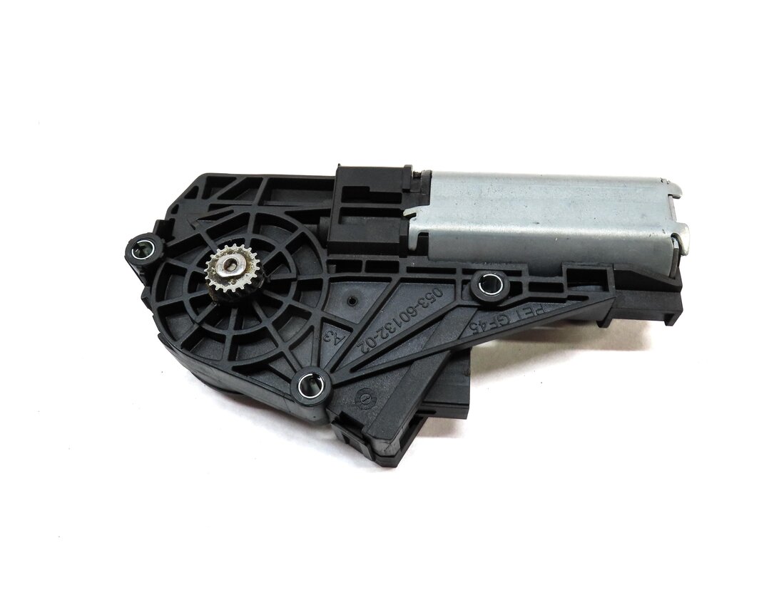 Thumbnail 4: 2010-2017 BMW 535iGT 550iGT (F07) PANORAMIC SUNROOF WINDOW MOTOR