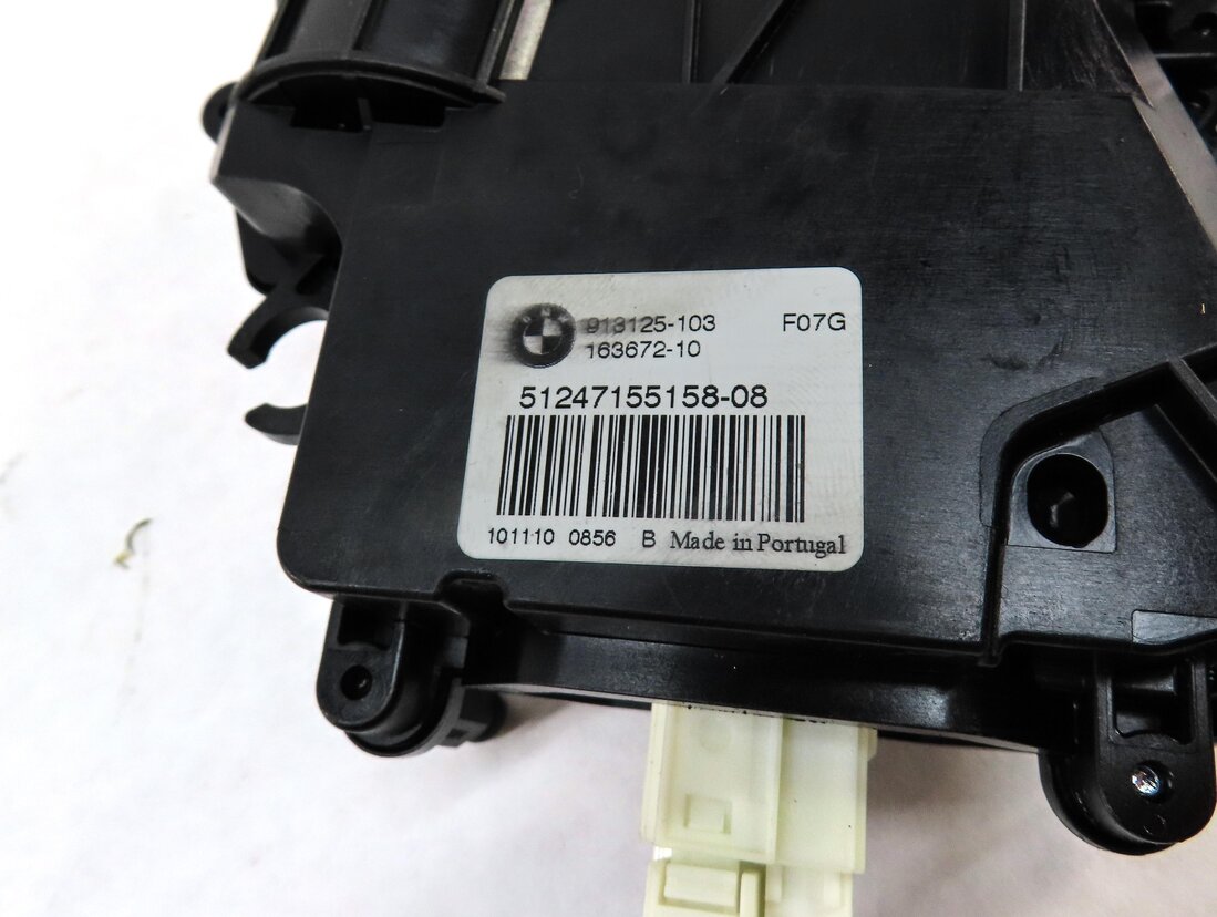 Thumbnail 6: 2012 BMW 550iGT (F07) REAR LOWER HATCH TRUNK LOCK LATCH w/ SOFT CLOSE MOTOR