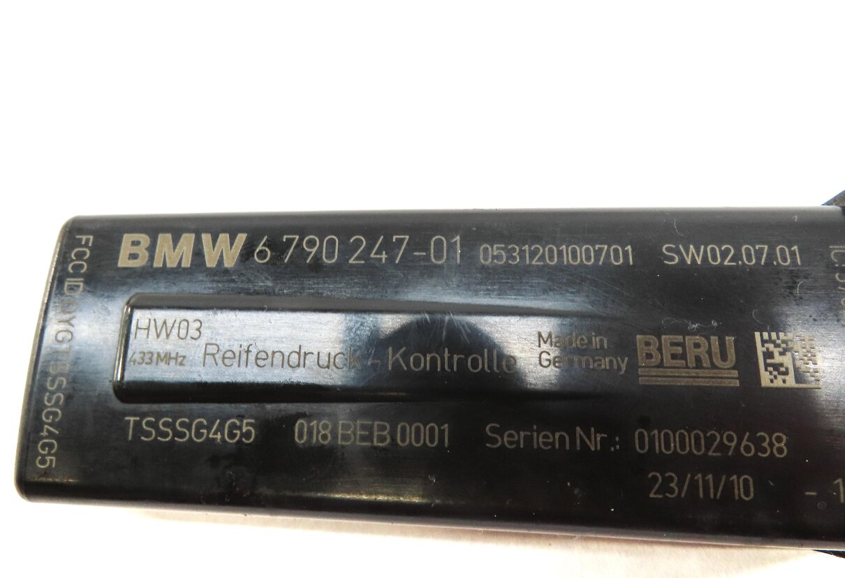 Thumbnail 4: 11-18 BMW 5 7 M5 M6 X3 X4 (F01 F06 F10 F12 F25 F26) TPMS SENSOR ANTENNA MODULE