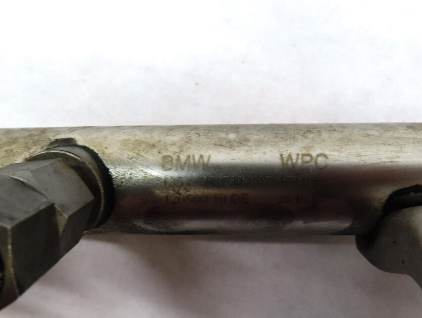 Thumbnail 9: 2012 BMW 550iGT (F07) 4.4L TURBO N63 ENGINE LEFT RIGHT FUEL RAIL SET 2 w/ LINES